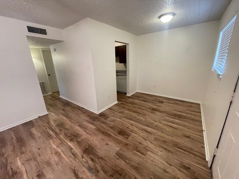 More Photos Of 401 Pinchback Rd, Beaumont Apartments For Sale