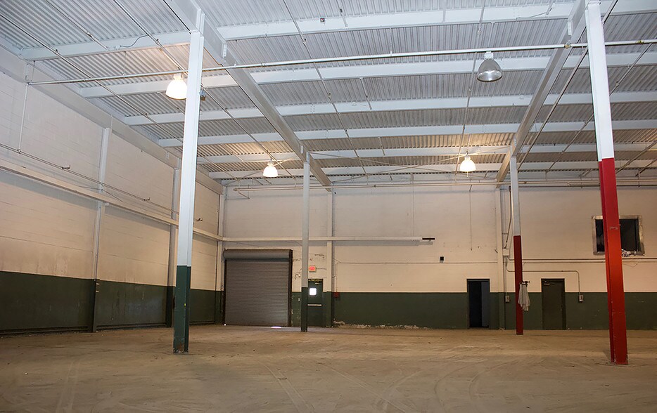 More Photos Of 801 N William St, Goldsboro Warehouse For Sale