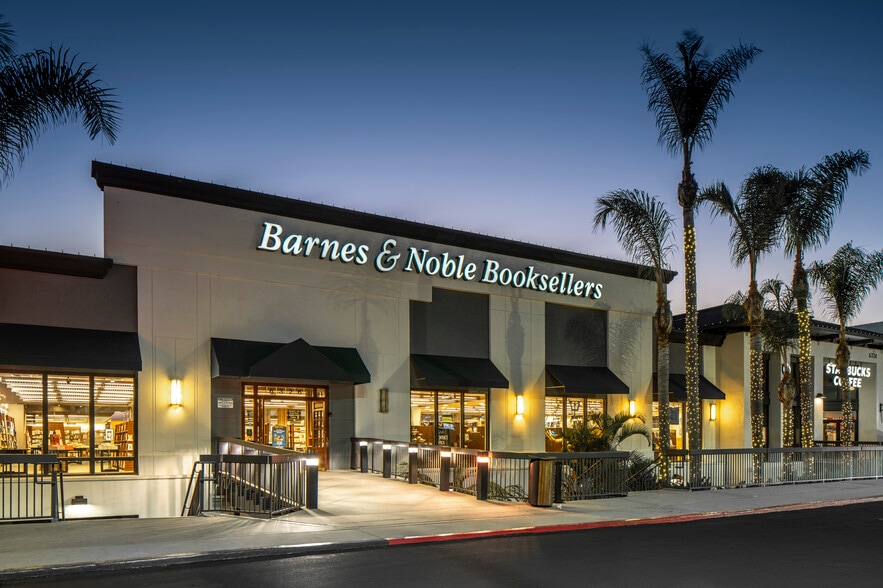 More Photos Of 6270-6378 E Pacific Coast Hwy, Long Beach Unknown For Lease