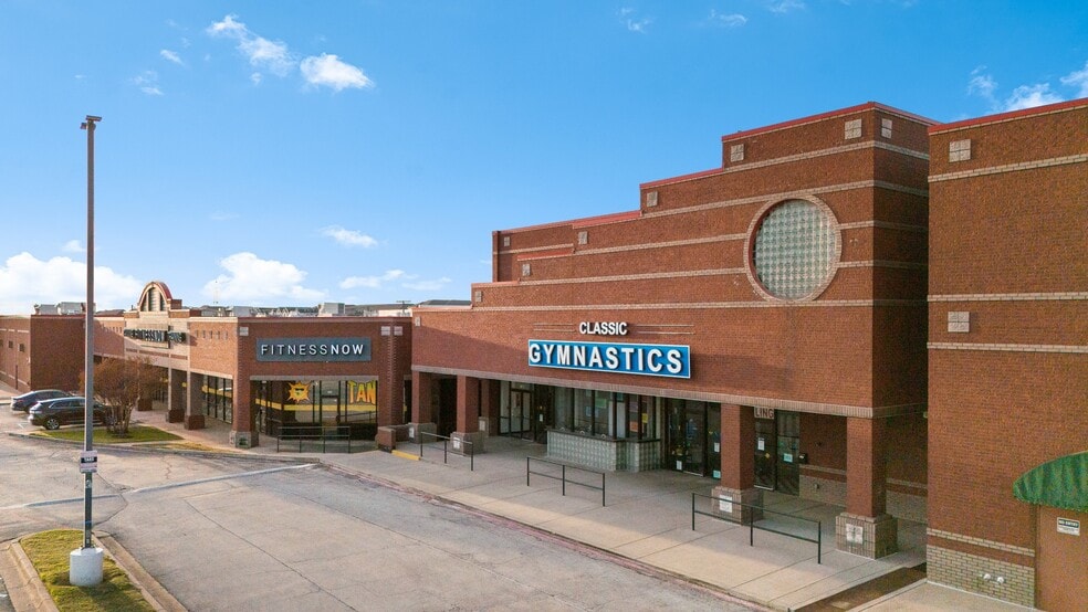 More Photos Of 7520-7640 NE Loop 820, North Richland Hills Unknown For Lease