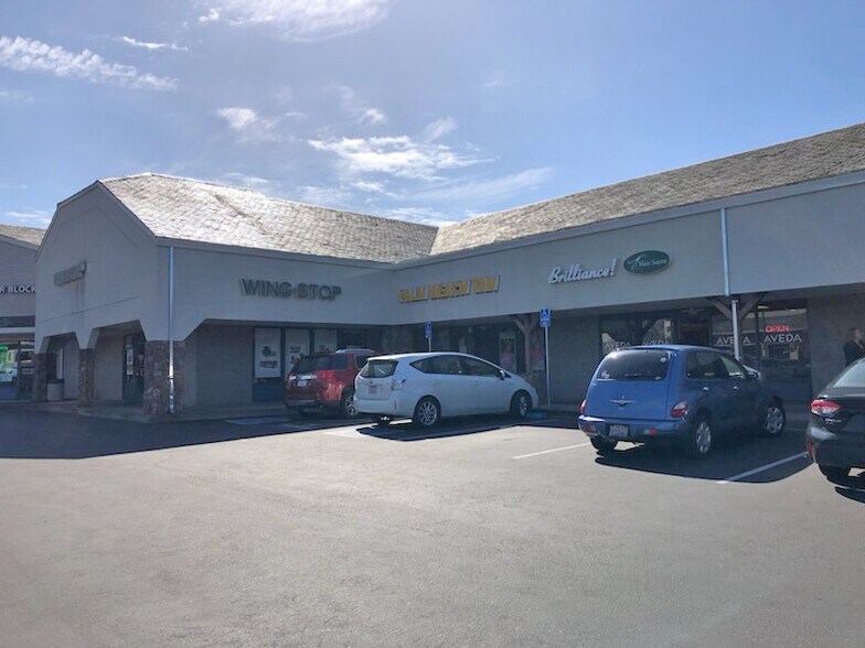 More Photos Of 6500 Hembree Ln, Windsor Freestanding For Sale