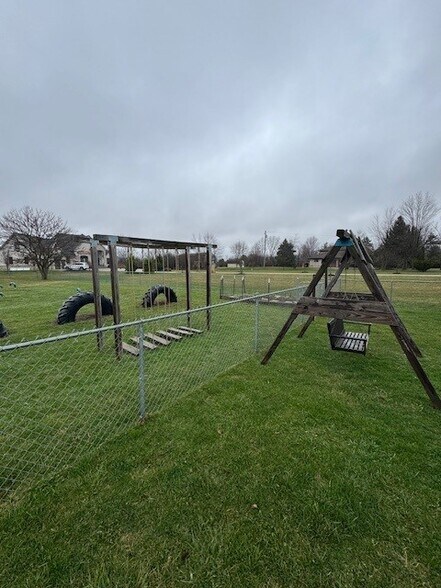 More Photos Of 120 W Willis Rd, Saline Specialty For Sale