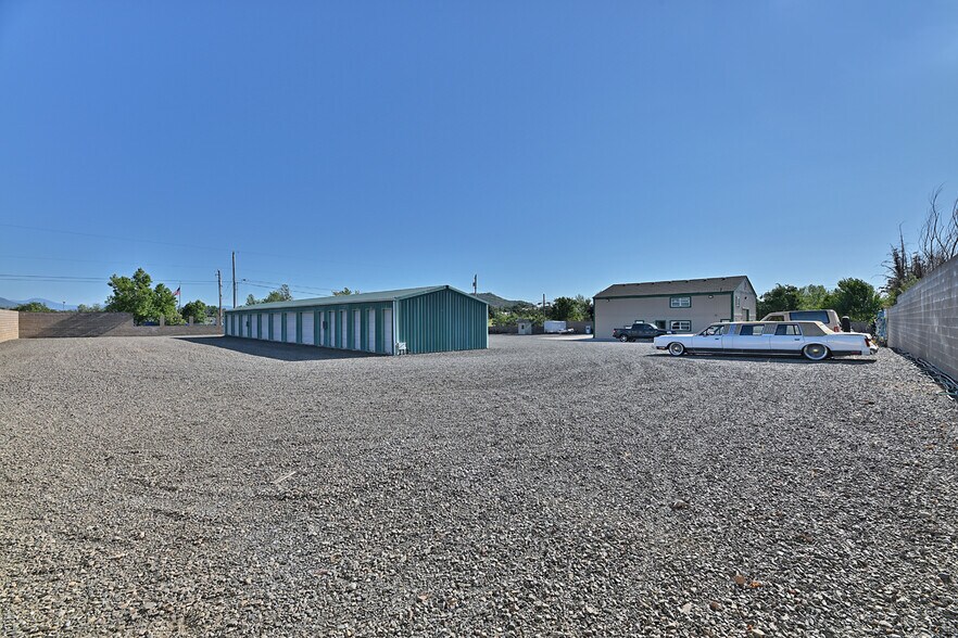 More Photos Of 21 Ball Rd, Eagle Point Warehouse For Sale