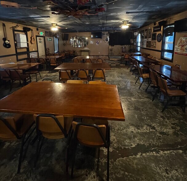 More Photos Of 2258 Co 46 Rd, Shelby Restaurant For Sale