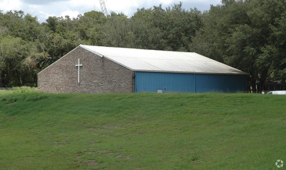 More Photos Of 6837 Lakeville Rd, Orlando Religious Facility For Sale