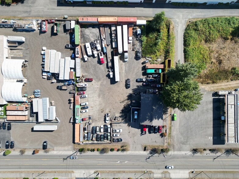 Primary Photo Of 1287 Valentine Ave SE, Pacific Service For Lease