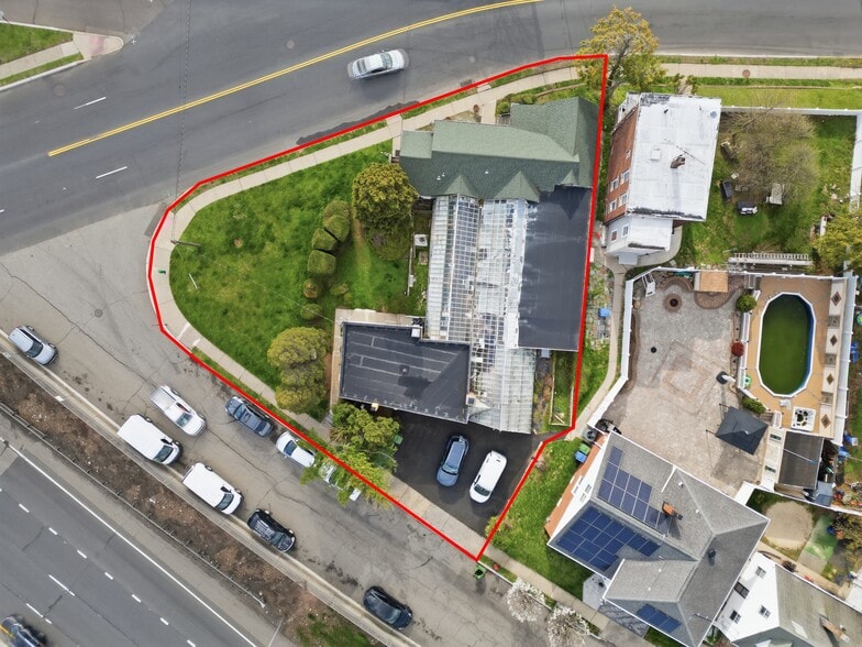 Primary Photo Of 630 Florida Grove Rd, Perth Amboy Apartments For Sale