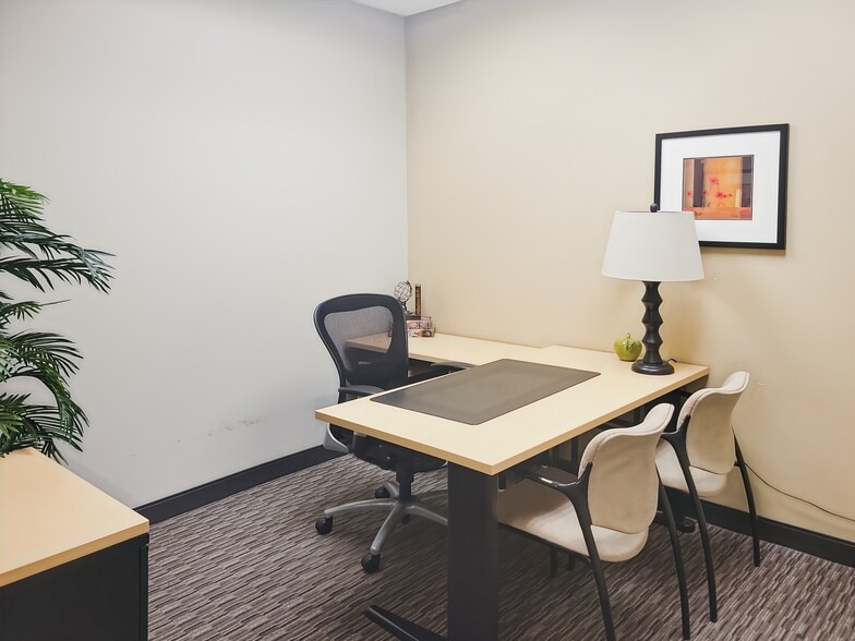 More Photos Of 7280 NW 87th St, Kansas City Coworking Space