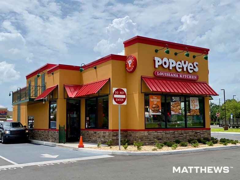 Primary Photo Of 812 S 6th St, Macclenny Fast Food For Lease