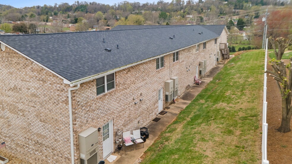 More Photos Of 730 Sir Echo Dr, Kingsport Multifamily For Sale