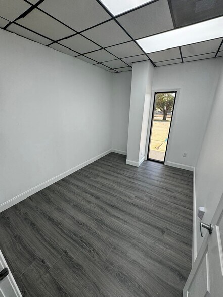 More Photos Of 18 C.M. Rambo Dr, Saraland Coworking Space