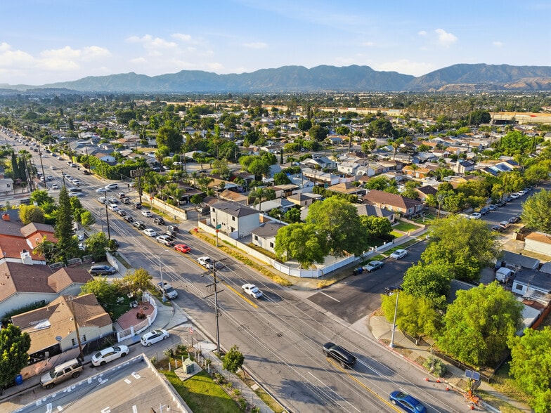 More Photos Of 13689 Garber St, Arleta Apartments For Sale