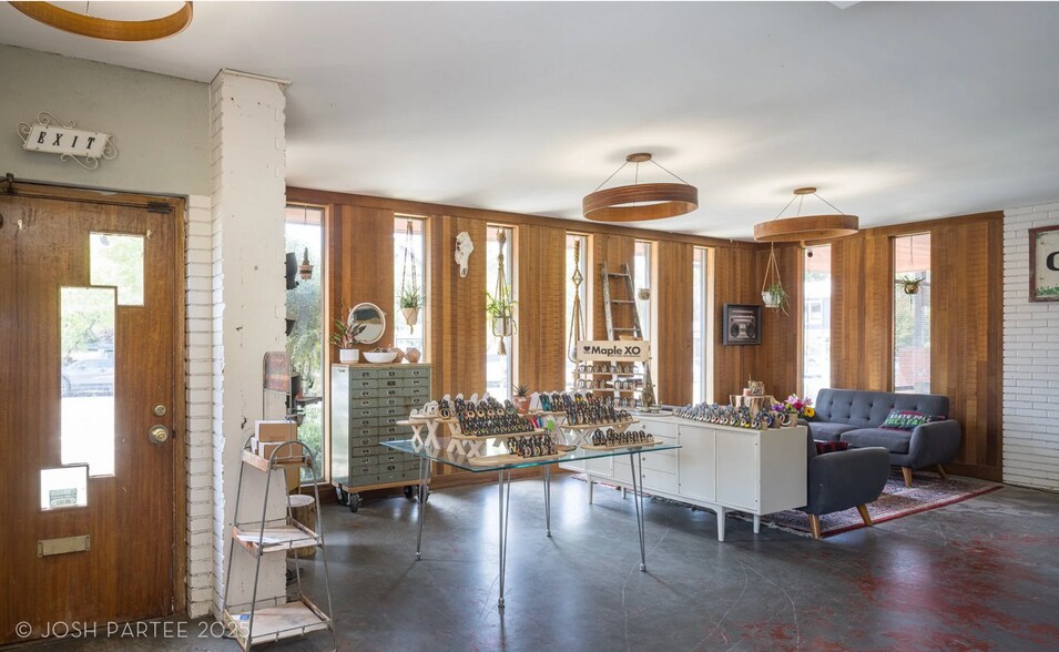 More Photos Of 2925 NE Glisan St, Portland Coworking Space