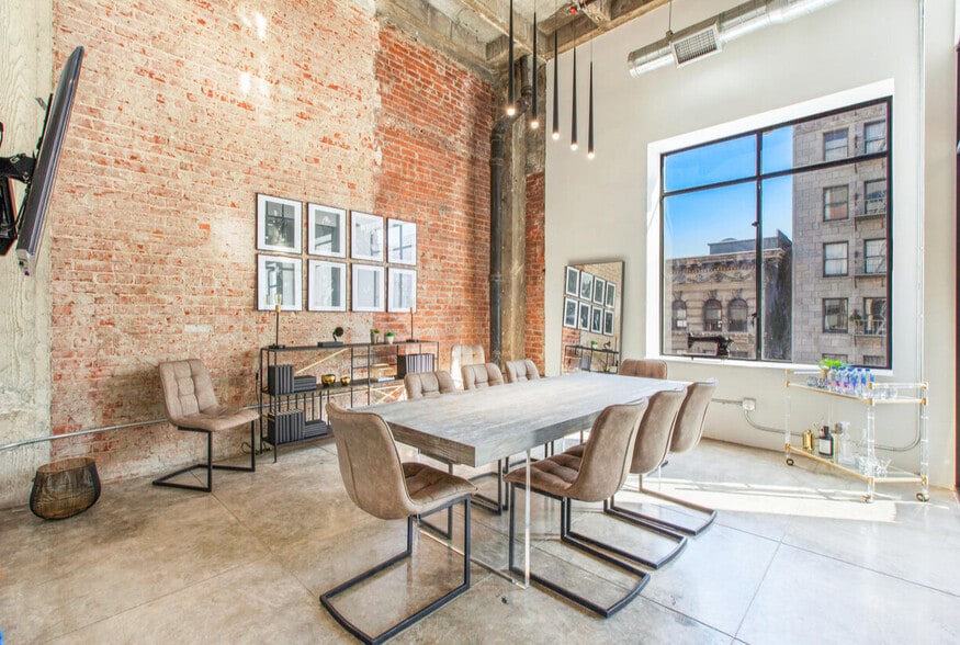 More Photos Of 537 S Broadway, Los Angeles Loft Creative Space For Sale