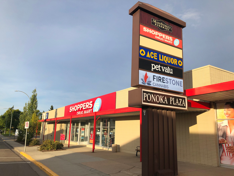 Primary Photo Of 5015 50 St, Ponoka Storefront Retail Office For Lease