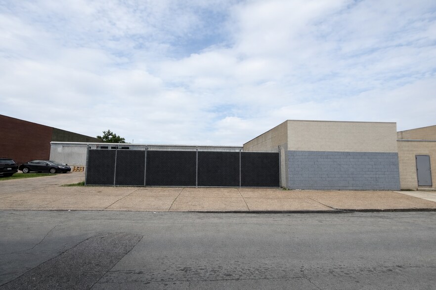 Primary Photo Of 3380 Tulip St, Philadelphia Warehouse For Lease