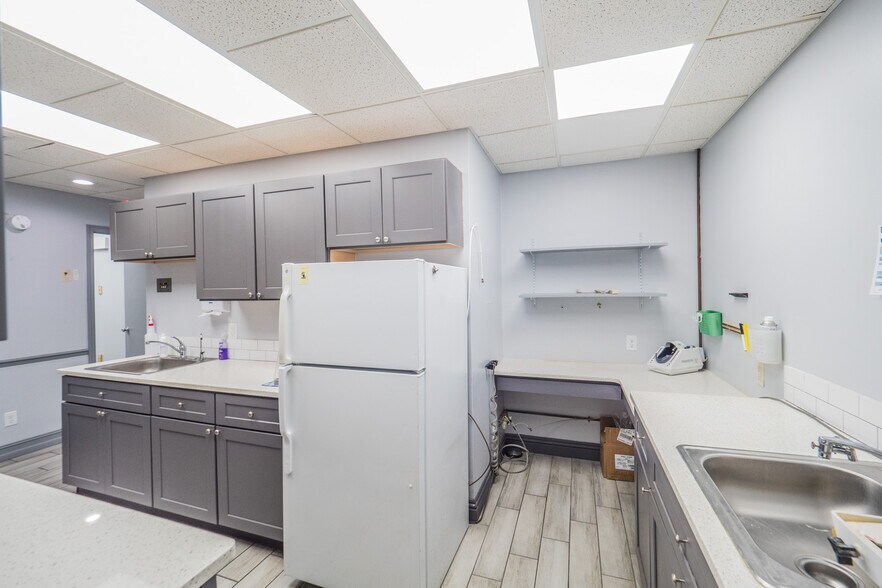 More Photos Of 1020 5th St Se, Winter Haven Skilled Nursing Facility For Lease