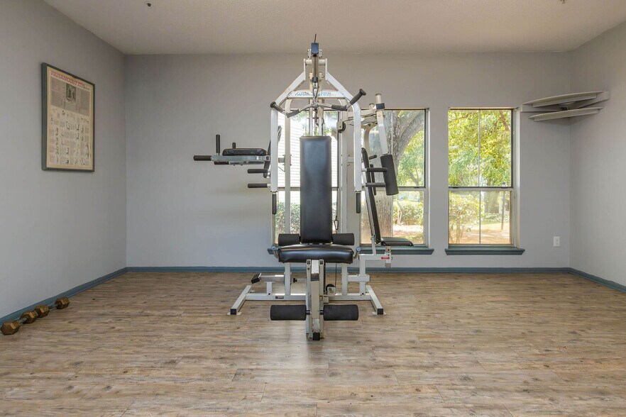 More Photos Of 5816 Covington Hwy, Decatur Apartments For Sale