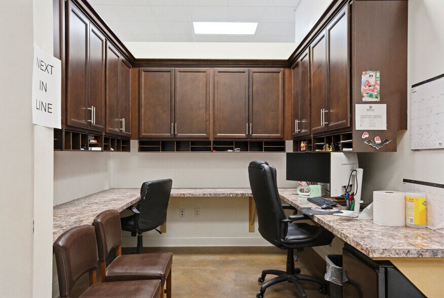 More Photos Of 2321 Hope Mills Rd, Fayetteville Unknown For Lease