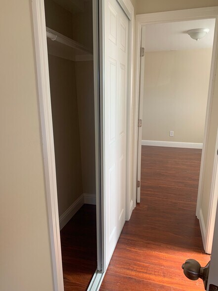 More Photos Of 116 Pine St, Redwood City Apartments For Sale