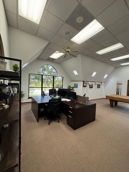 More Photos Of 300 E New Haven Ave, Melbourne Office For Sale