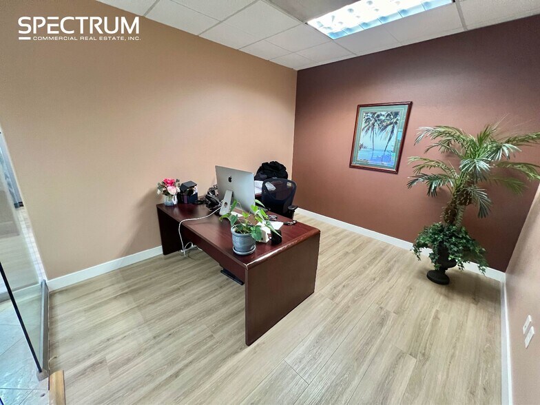 More Photos Of 27893 Smyth Dr, Valencia Office For Lease