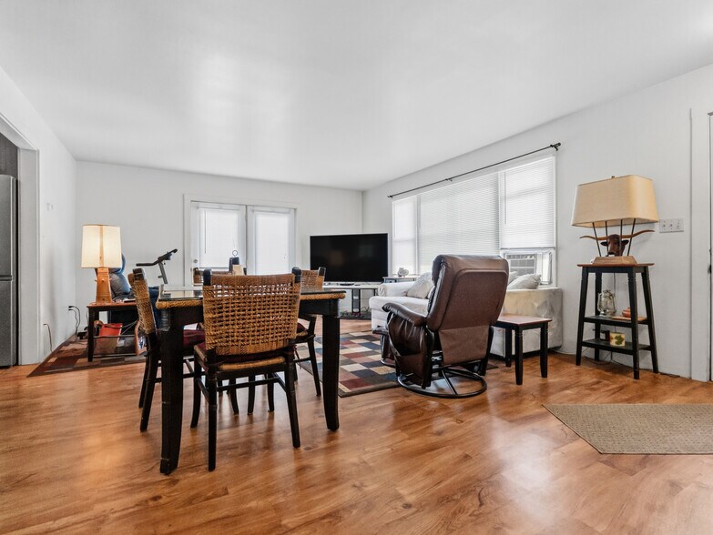 More Photos Of 16154 US 63 Hwy, Hayward Hotel For Sale