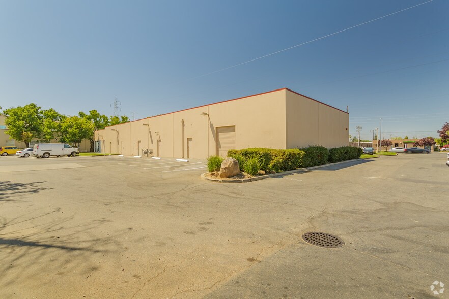 More Photos Of 5501 Power Inn Rd, Sacramento Storefront Retail Office For Sale