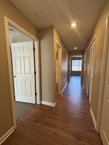 More Photos Of 2820 Plymouth Rd, Johnson City Apartments For Sale