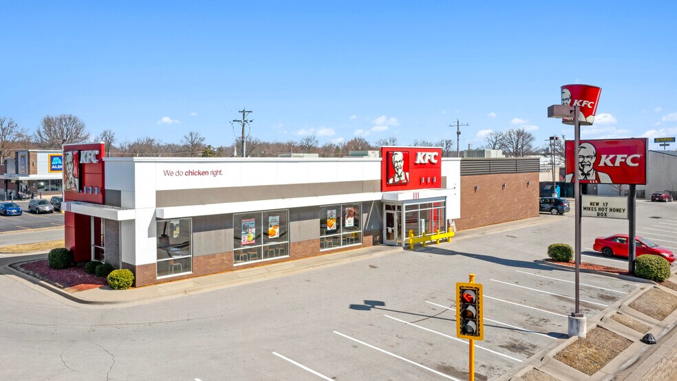 More Photos Of 1404 W Deyoung St, Marion Fast Food For Sale