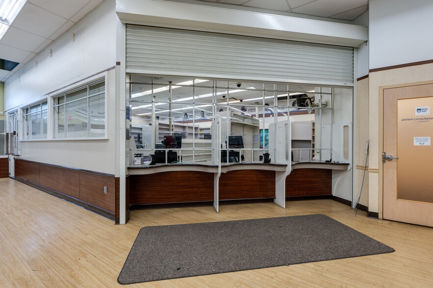 More Photos Of 524 N 6th St, Reading Freestanding For Lease