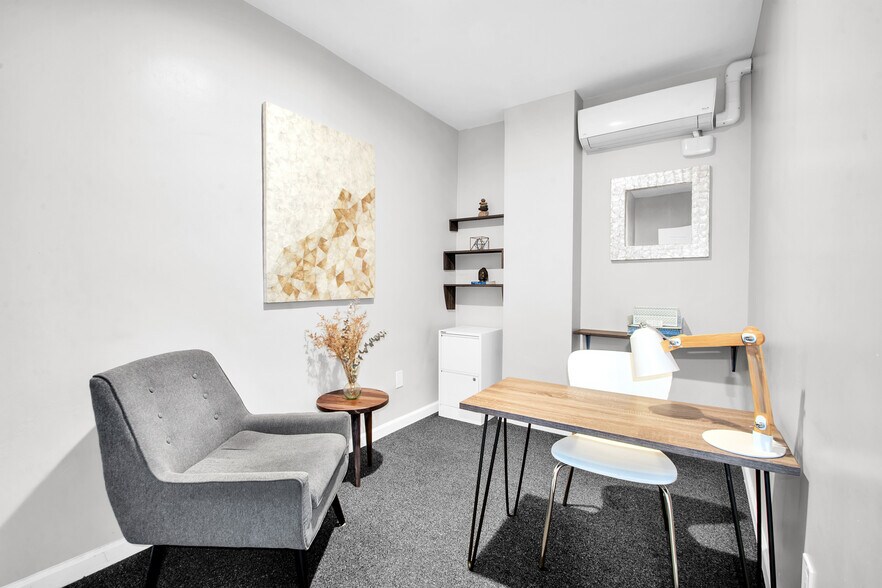 More Photos Of 98120 Queens Blvd, Rego Park Apartments For Sale