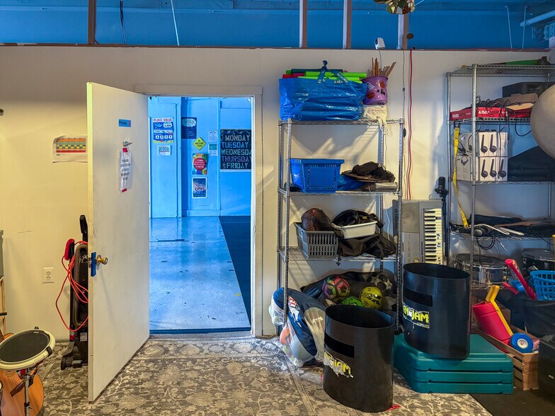 More Photos Of 120 Webster St, Pawtucket Manufacturing For Sale