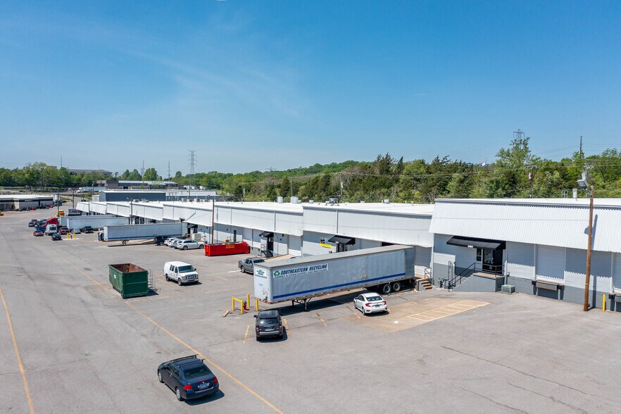 More Photos Of 3310-3422 Ambrose Ave, Nashville Unknown For Lease