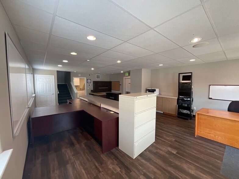 More Photos Of 152 Stage St N, Tenino Warehouse For Lease