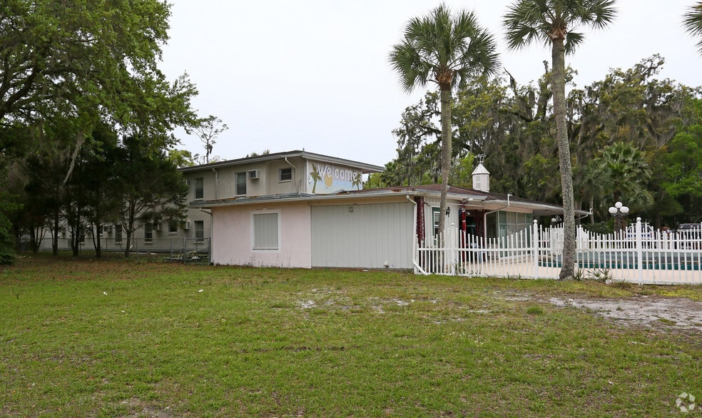 More Photos Of 16872 SE Highway 19, Cross City Hotel For Sale