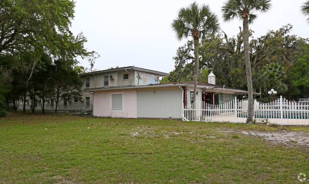 More Photos Of 16872 SE Highway 19, Cross City Hotel For Sale