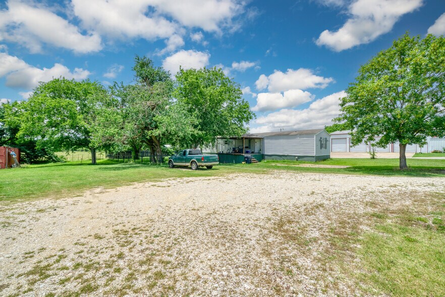 More Photos Of 4180 Koppe Bridge Rd, College Station Office For Sale
