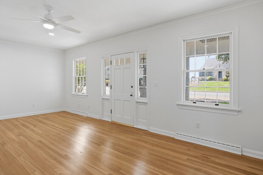More Photos Of 1224 E Fortification St, Jackson Office For Sale