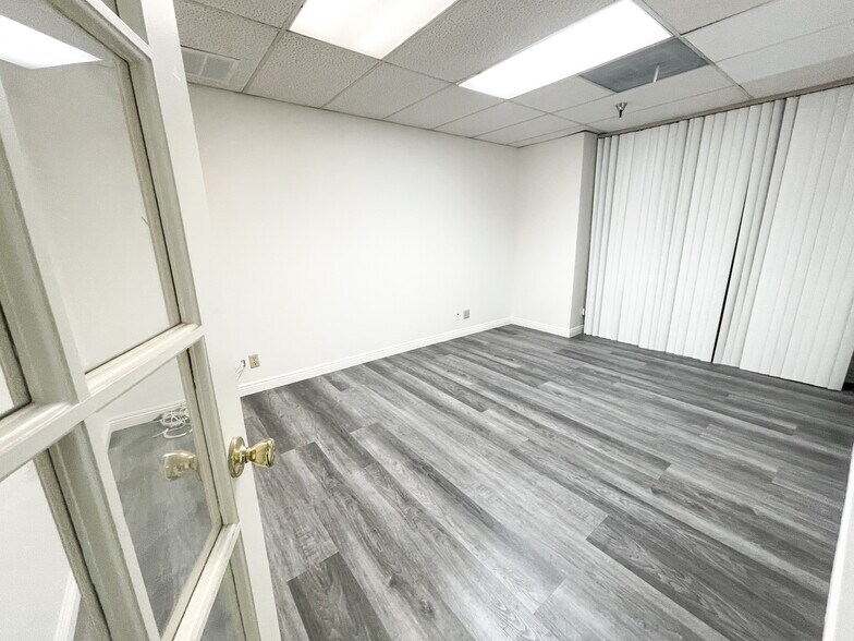 More Photos Of 430 S Garfield Ave, Alhambra Office For Sale