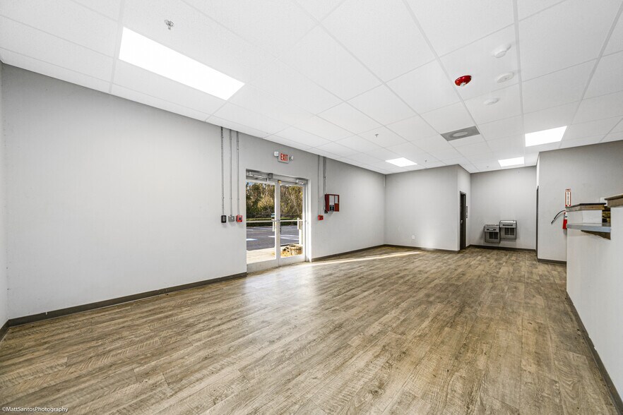 More Photos Of 2704 Highmarket St, Georgetown Freestanding For Sale