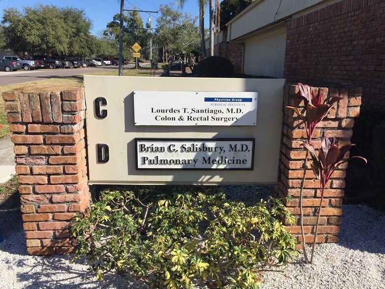 More Photos Of 1305 S Fort Harrison Ave, Clearwater Medical For Sale