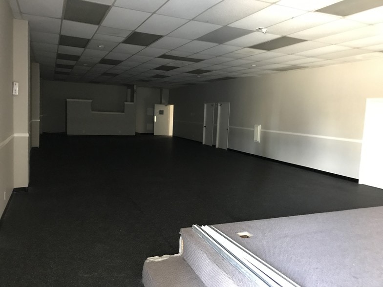 More Photos Of 1551 E Laurel Ave, Lompoc Warehouse For Lease