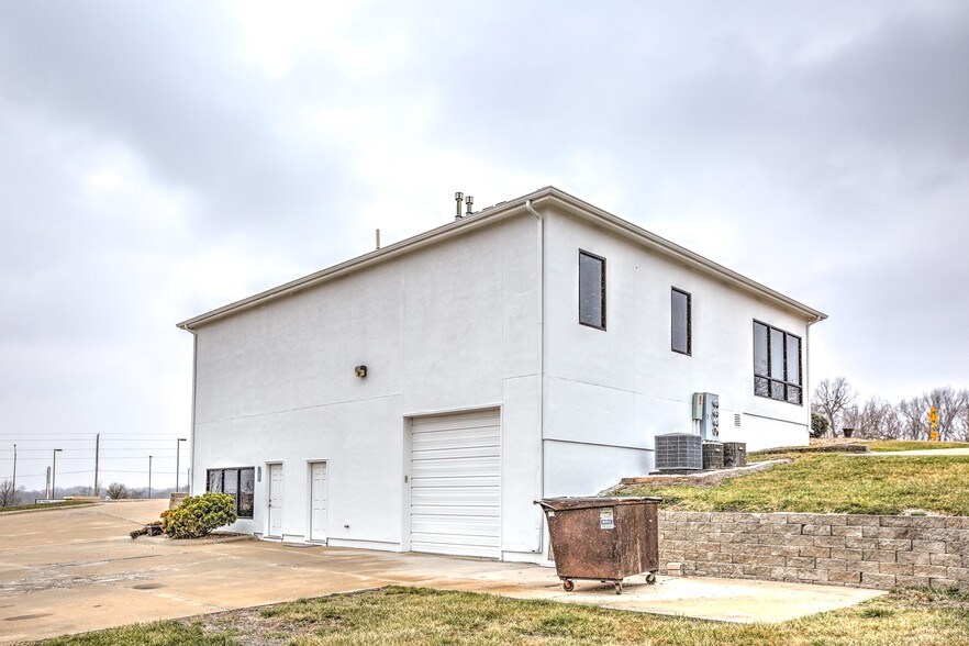 More Photos Of 130-136 Cherry Hill Dr, Belton Office Residential For Lease