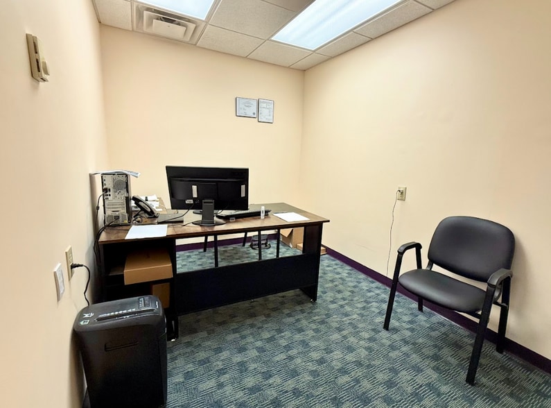 More Photos Of 5966 Boymel Dr, Fairfield Medical For Lease