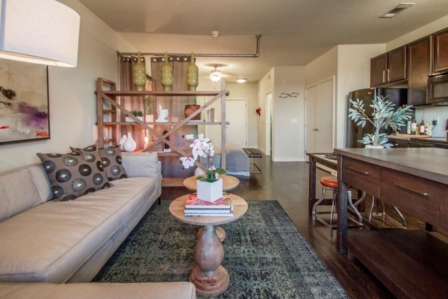 More Photos Of 410 S University Ave, Little Rock Apartments For Lease