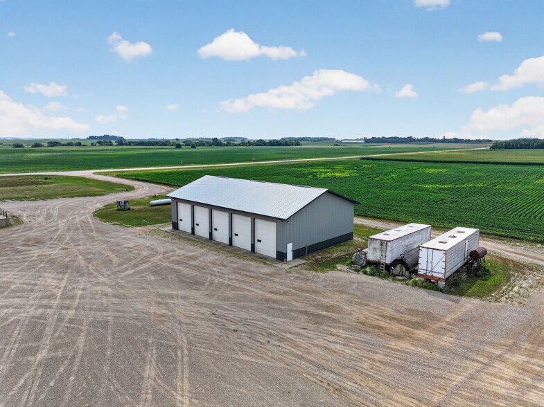 More Photos Of 43553 MN-28, Sauk Centre Warehouse For Sale