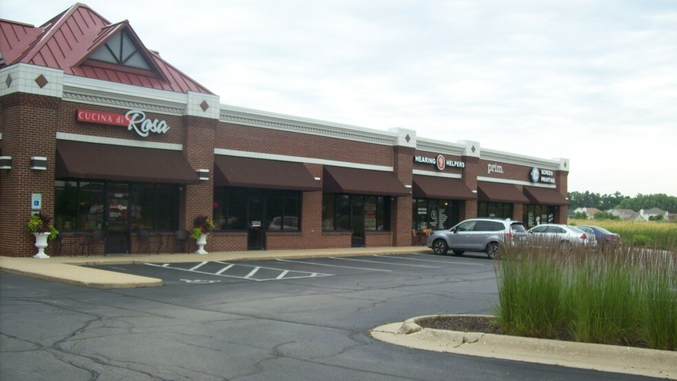 More Photos Of 1602-1650 N Bell School Rd, Rockford General Retail For Sale