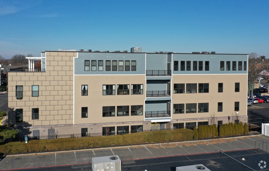 More Photos Of 22 Center St, Metuchen Apartments For Sale