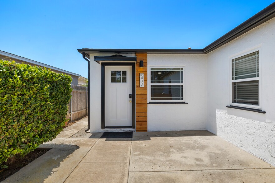 More Photos Of 530-32 Delaware St, Imperial Beach Apartments For Sale